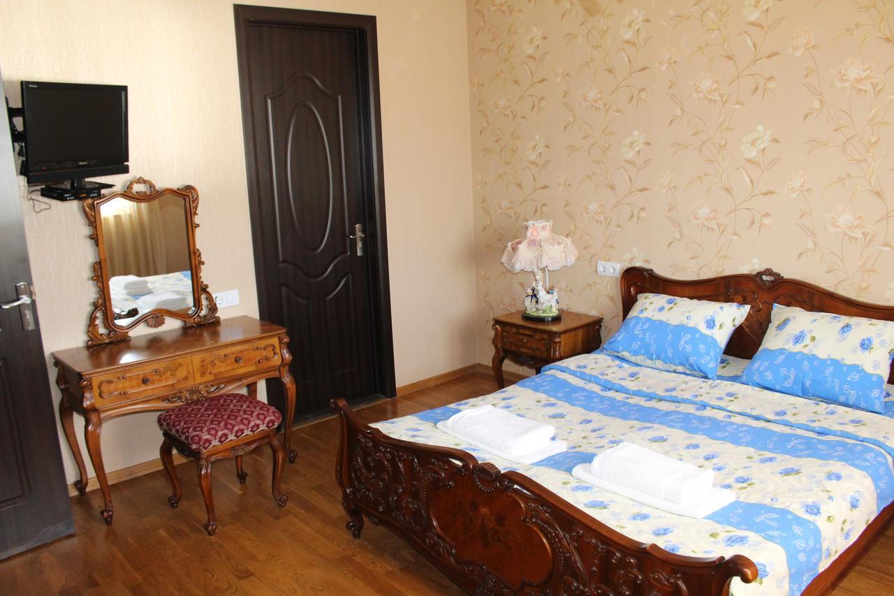 Leon Hotel Tbilisi ภายนอก รูปภาพ