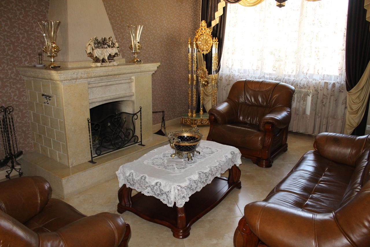 Leon Hotel Tbilisi ภายนอก รูปภาพ