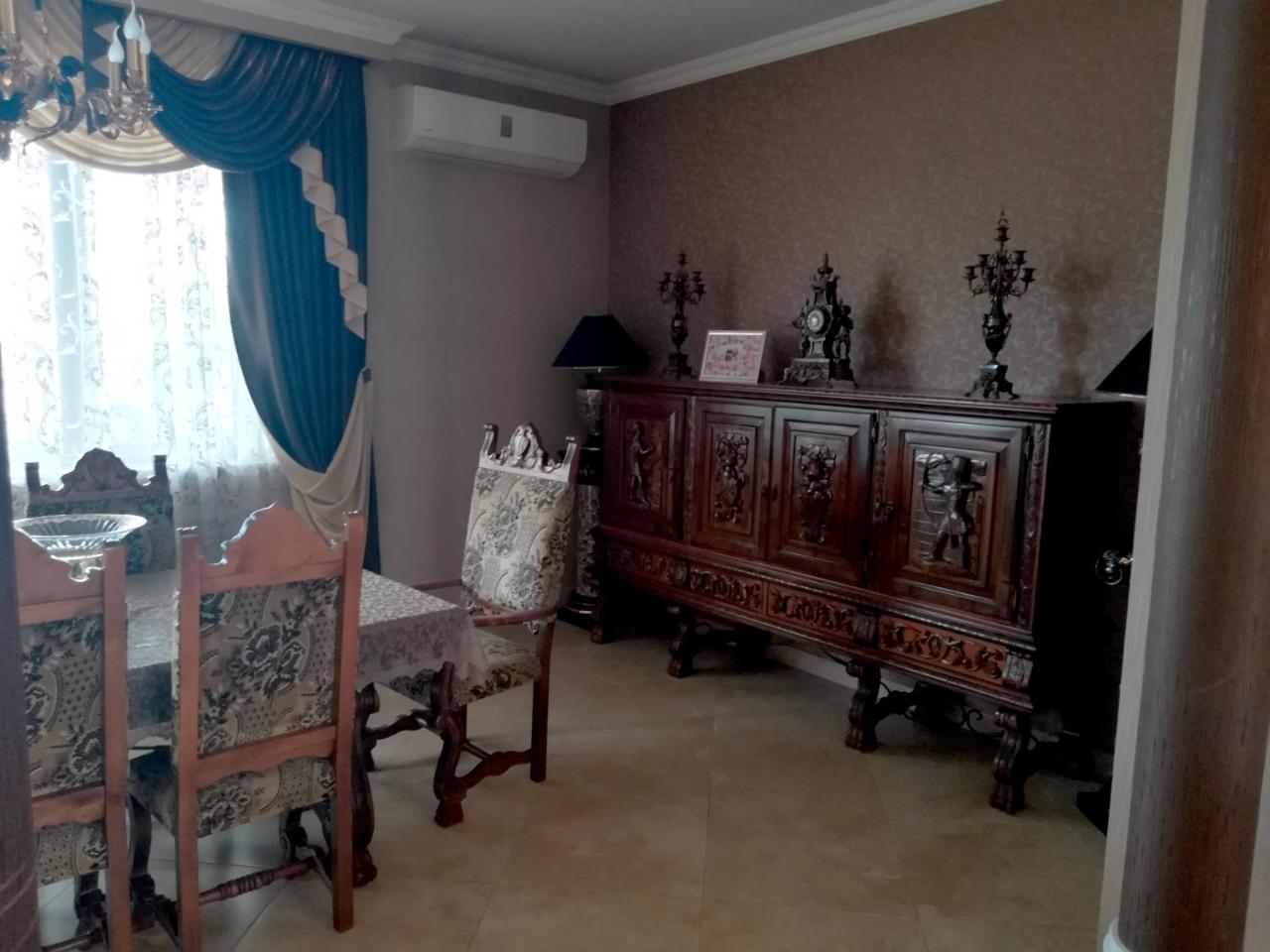 Leon Hotel Tbilisi ภายนอก รูปภาพ
