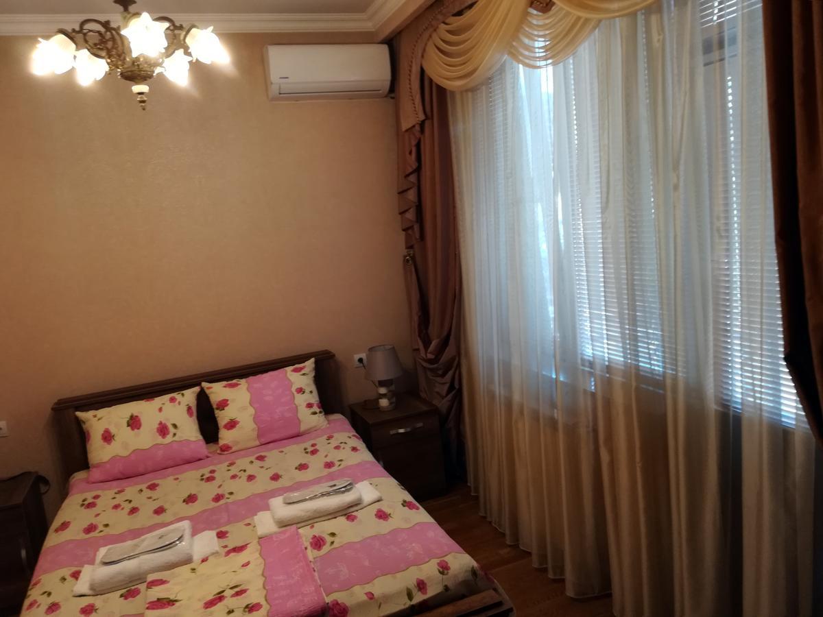 Leon Hotel Tbilisi ภายนอก รูปภาพ