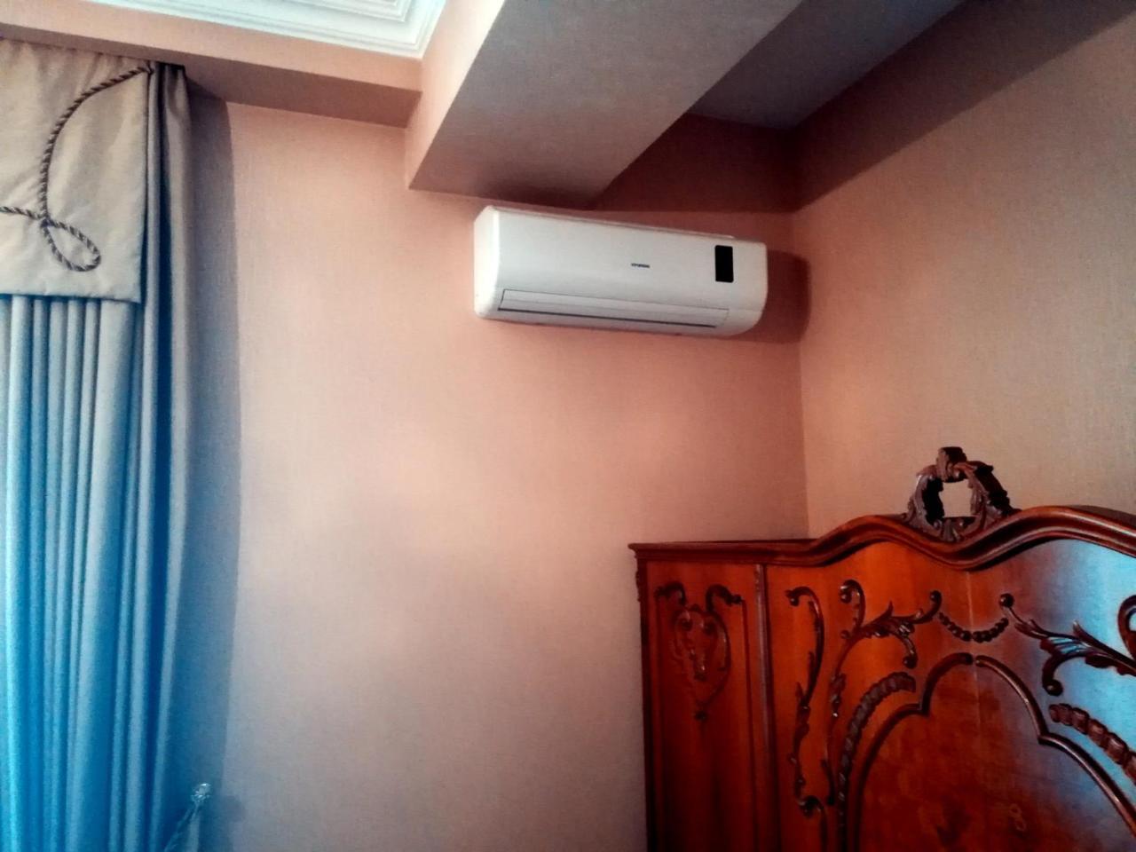 Leon Hotel Tbilisi ภายนอก รูปภาพ